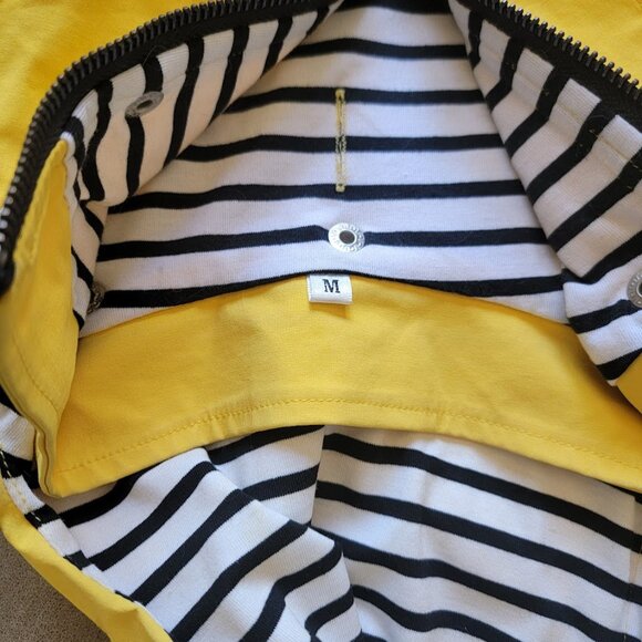 Medium size Dog Raincoat - Picture 5 of 6